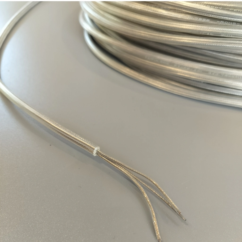 Transparent Ledning med Wire 2x0.75mm2+Wire